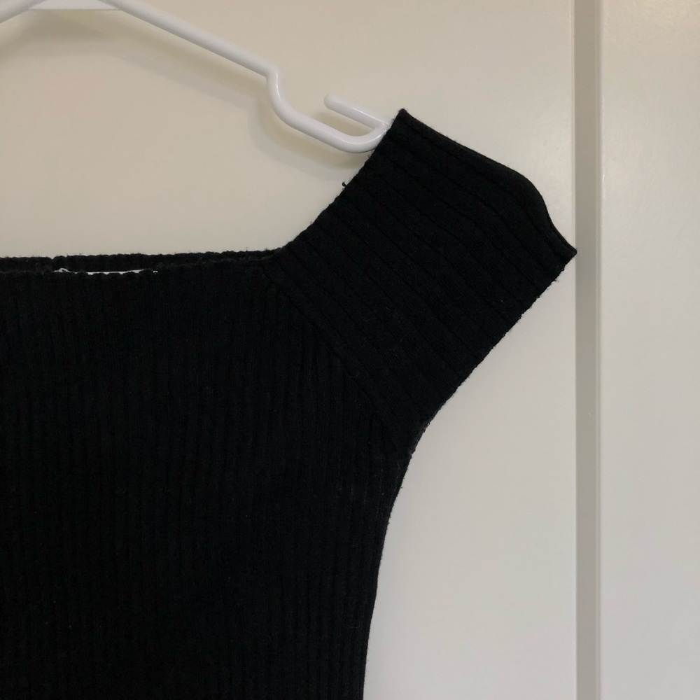Black Off the Shoulder Crop Top